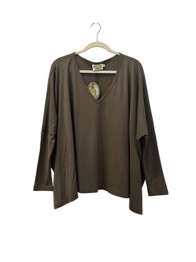 Ramblers Way 100% Rambouillet Wool V-Neck Batwing Sweep Tee Taupe M
